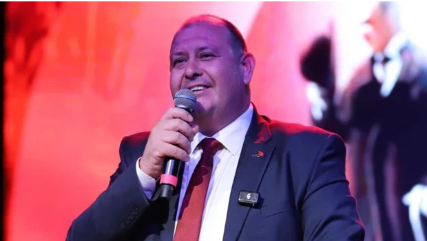 Menderes Belediyesi'ne Operasyon: Belediye Başkanı İlkay Çiçek Gözaltına Alındı